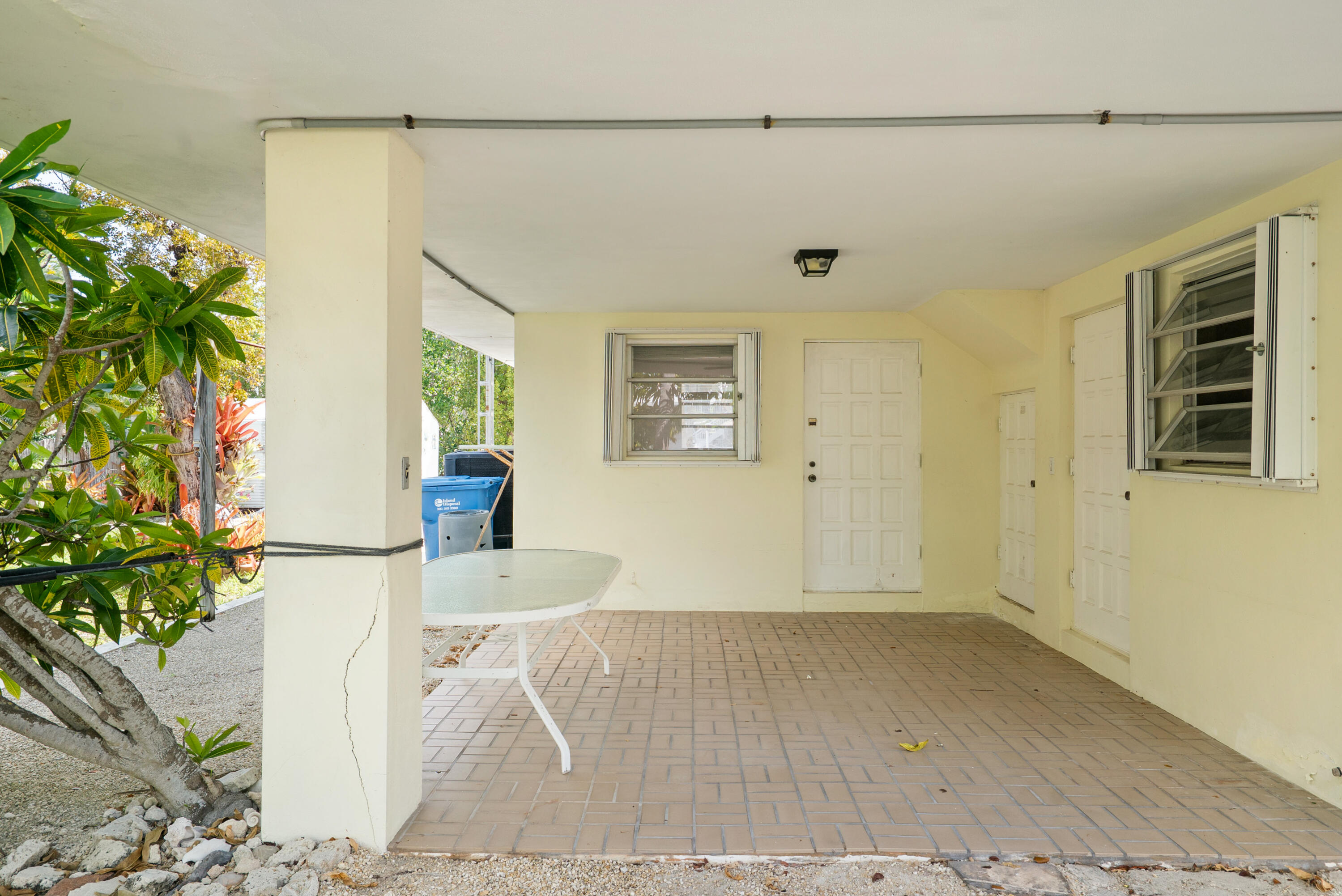 234 Mohawk Street