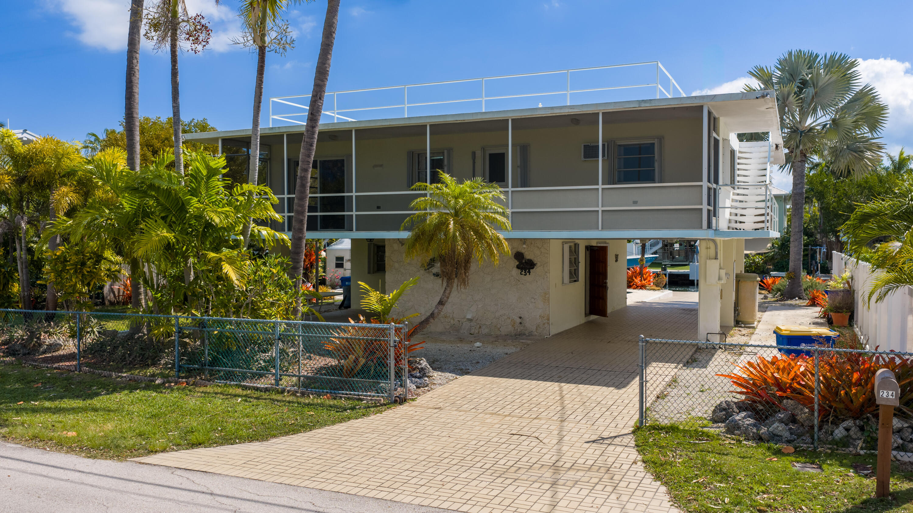234 Mohawk Street