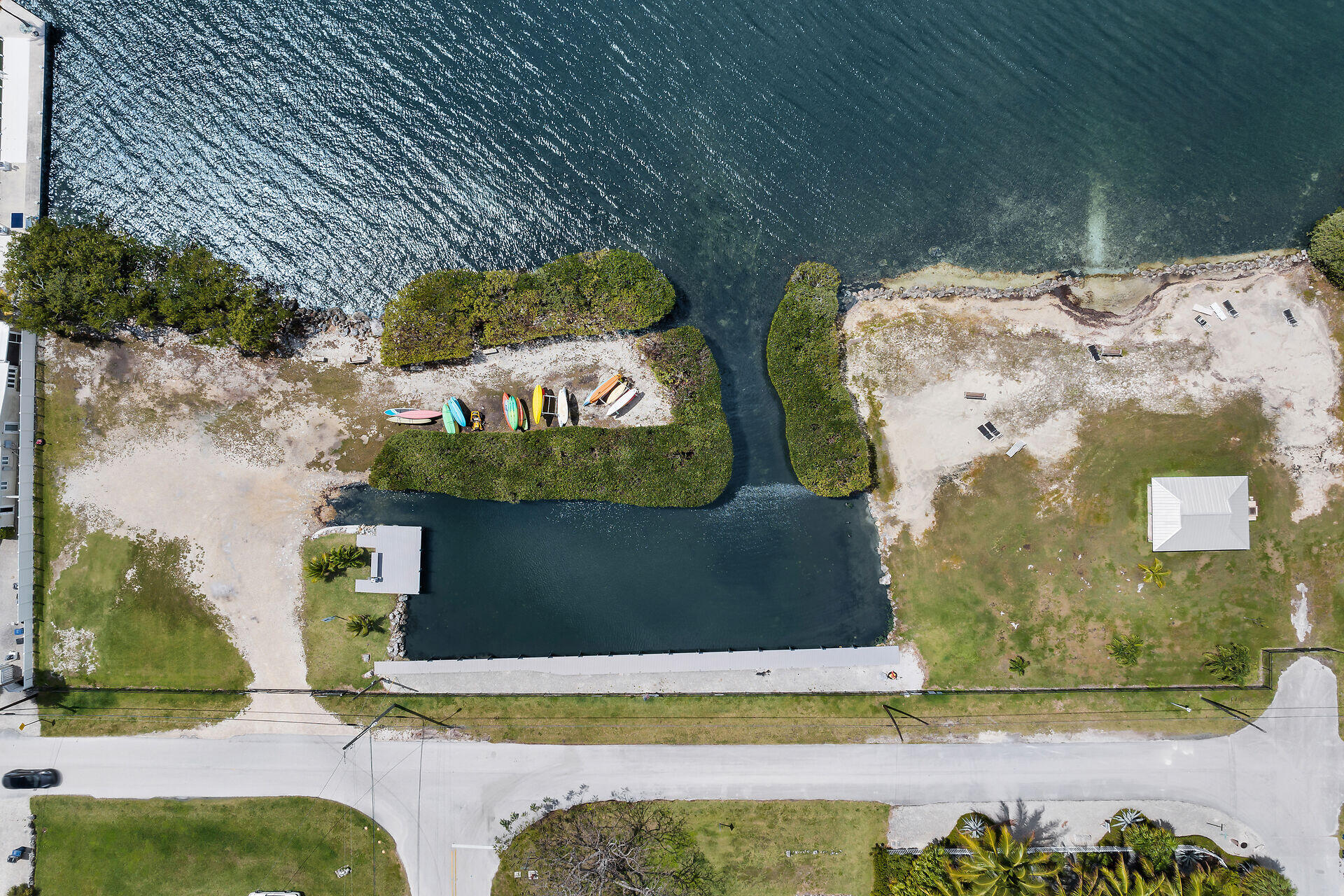 10 Dolphin Road