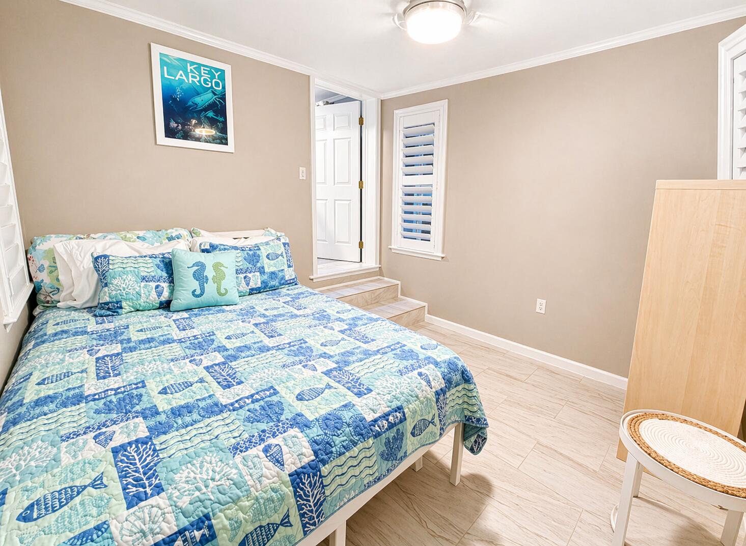 8 N Marlin Avenue