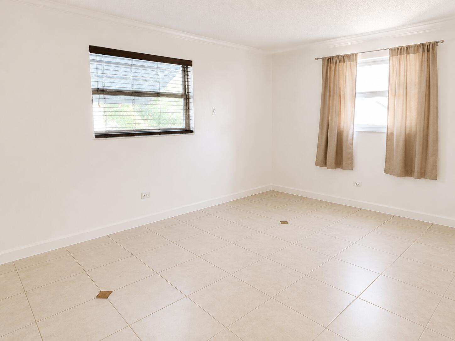 35 N Blackwater Lane