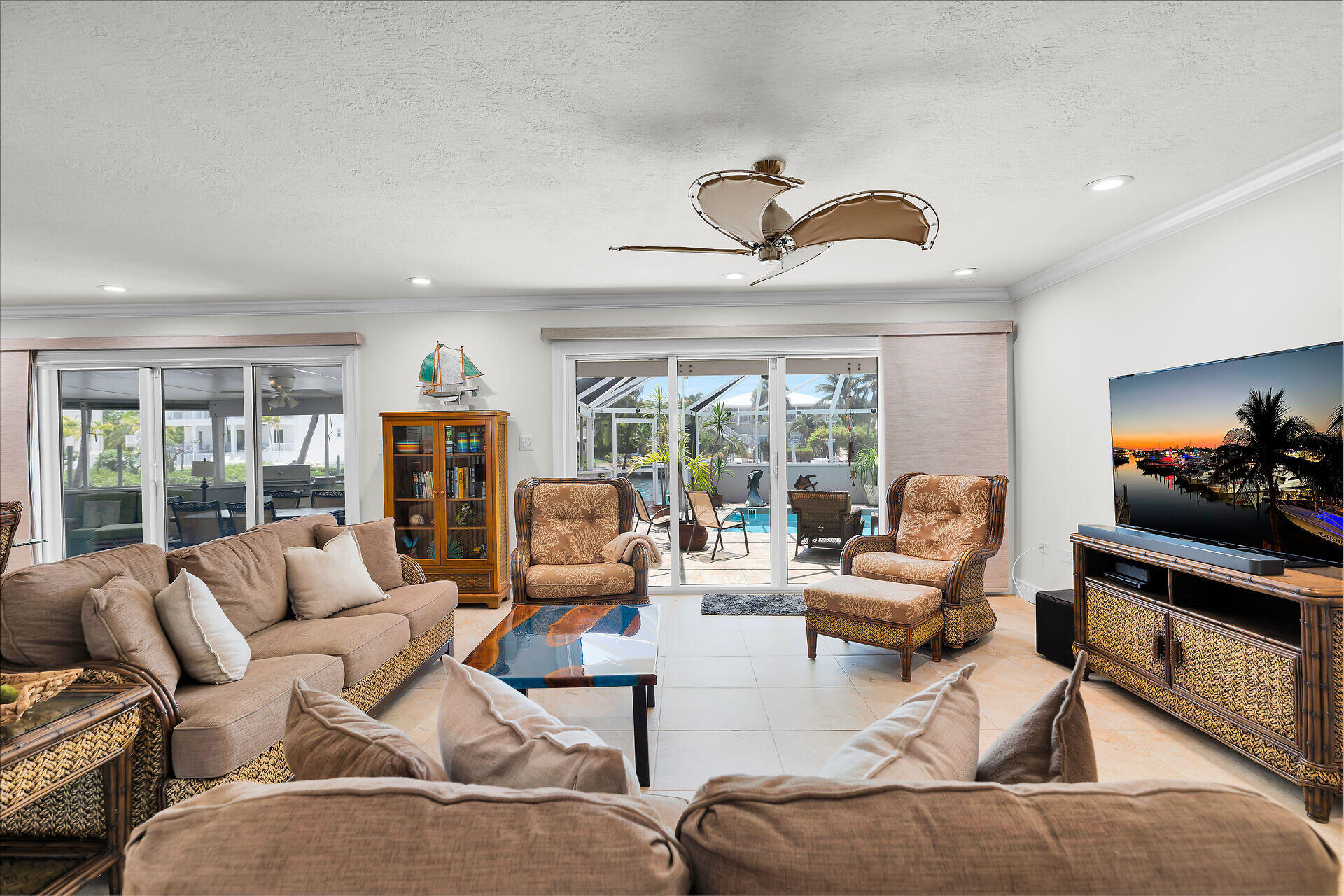 2919 Sombrero Boulevard