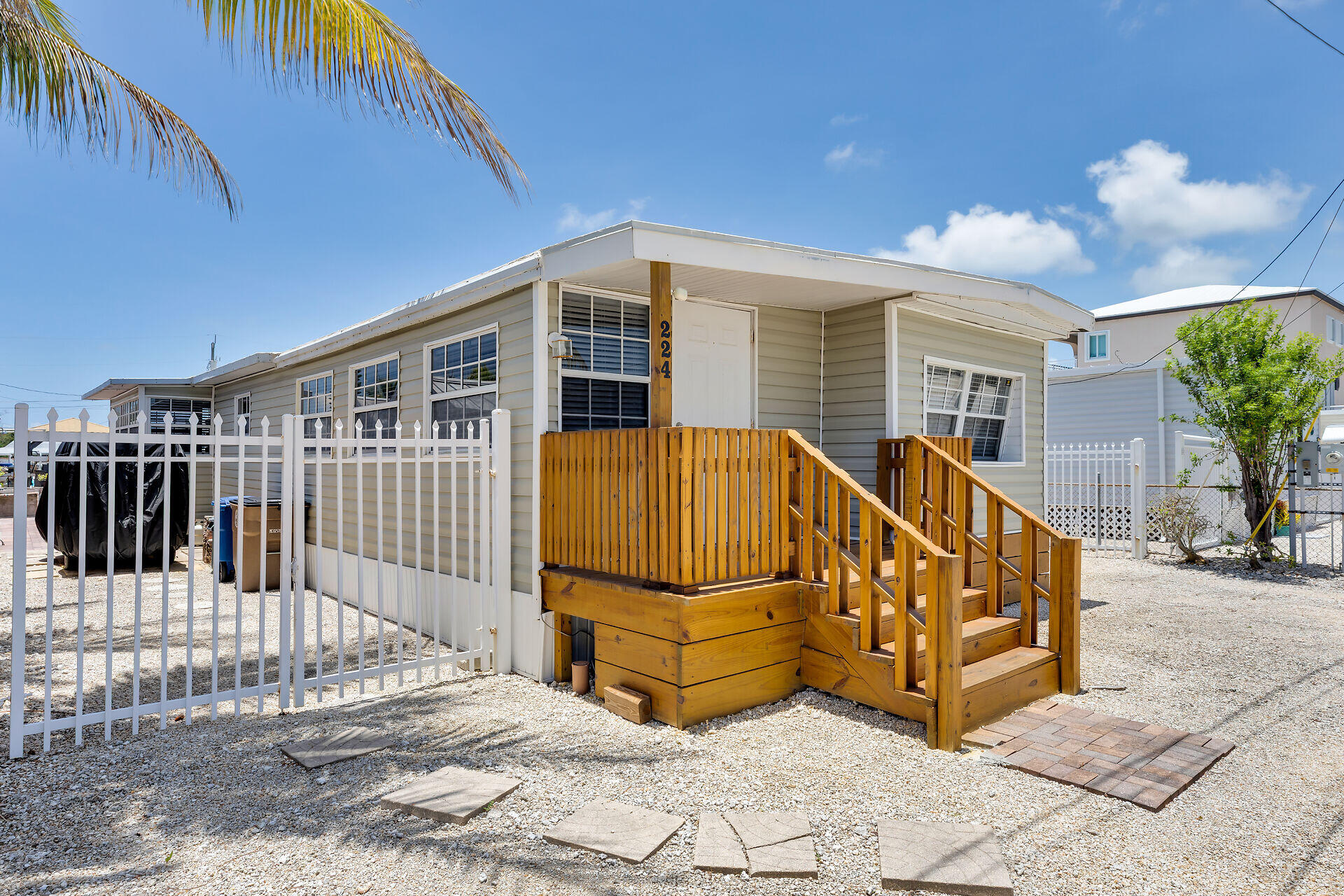224 W 1st Court