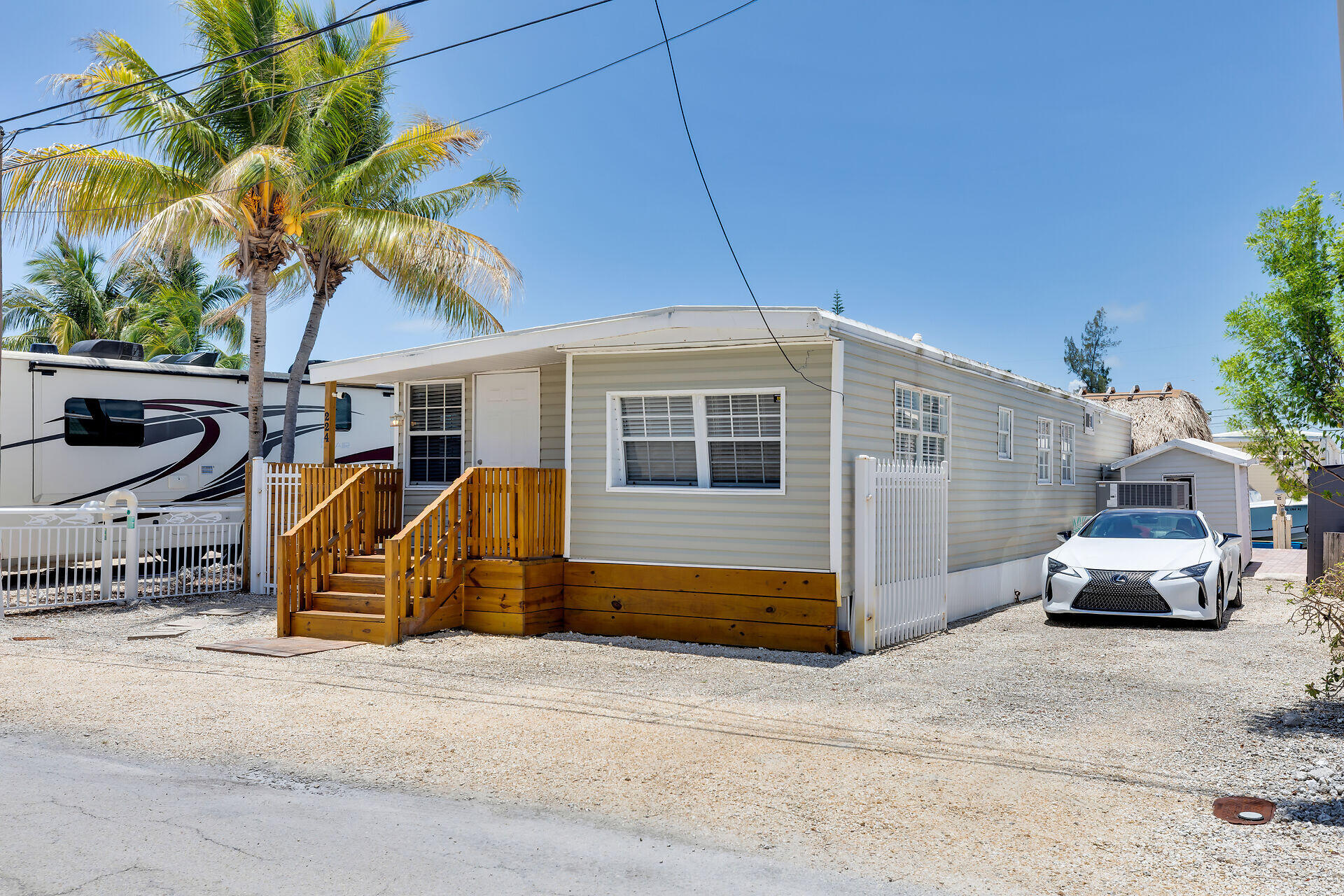 224 W 1st Court