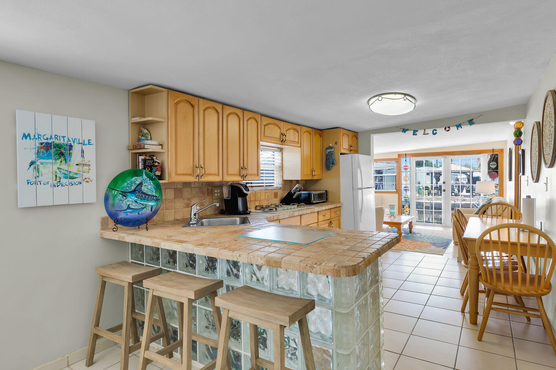 224 W 1st Court