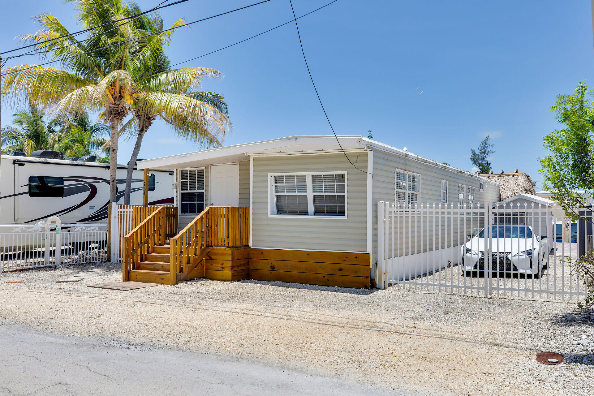 224 W 1st Court