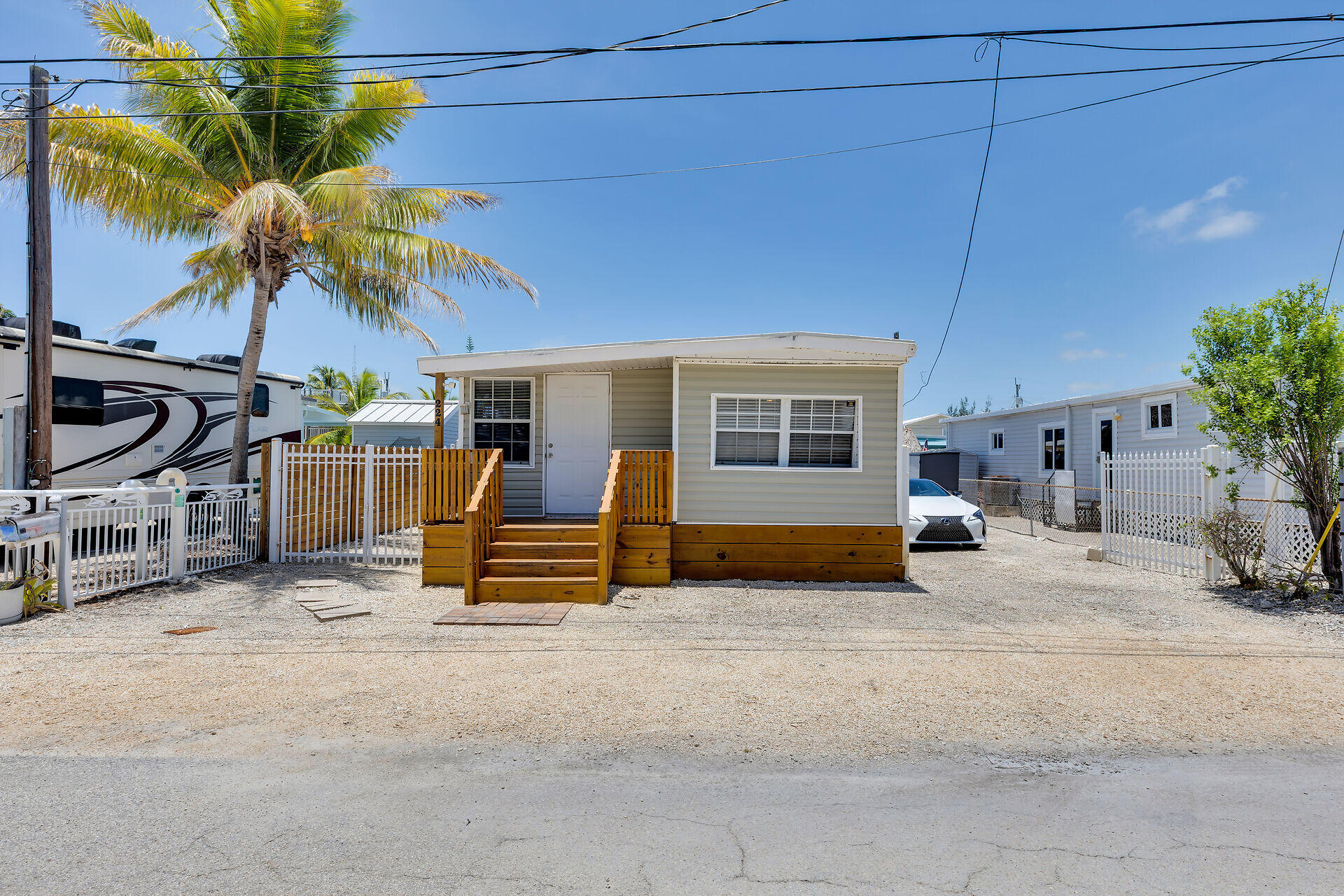 224 W 1st Court