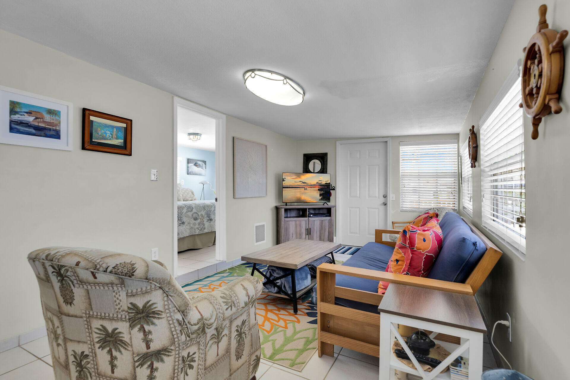 224 W 1st Court