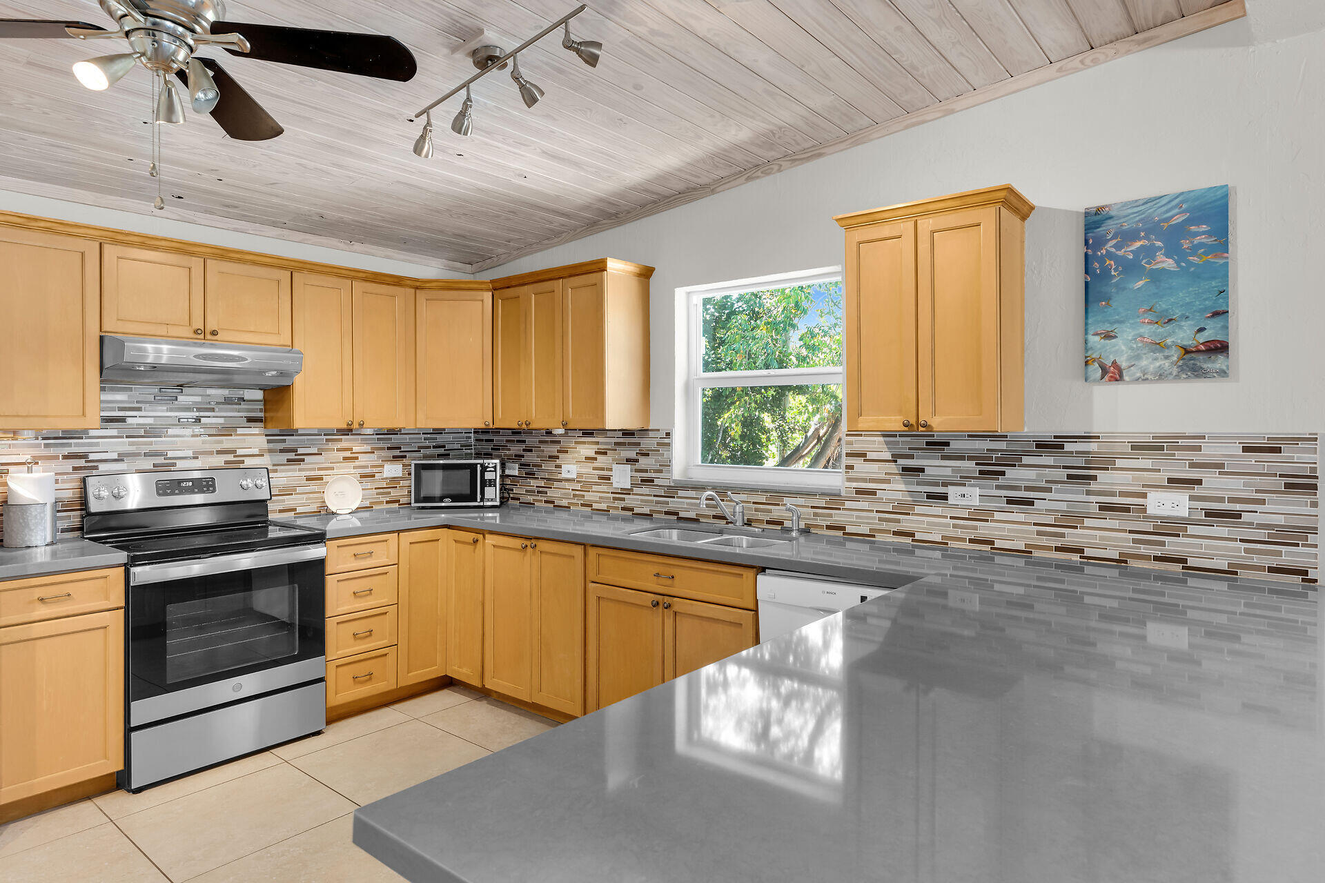 148 Sunrise Drive