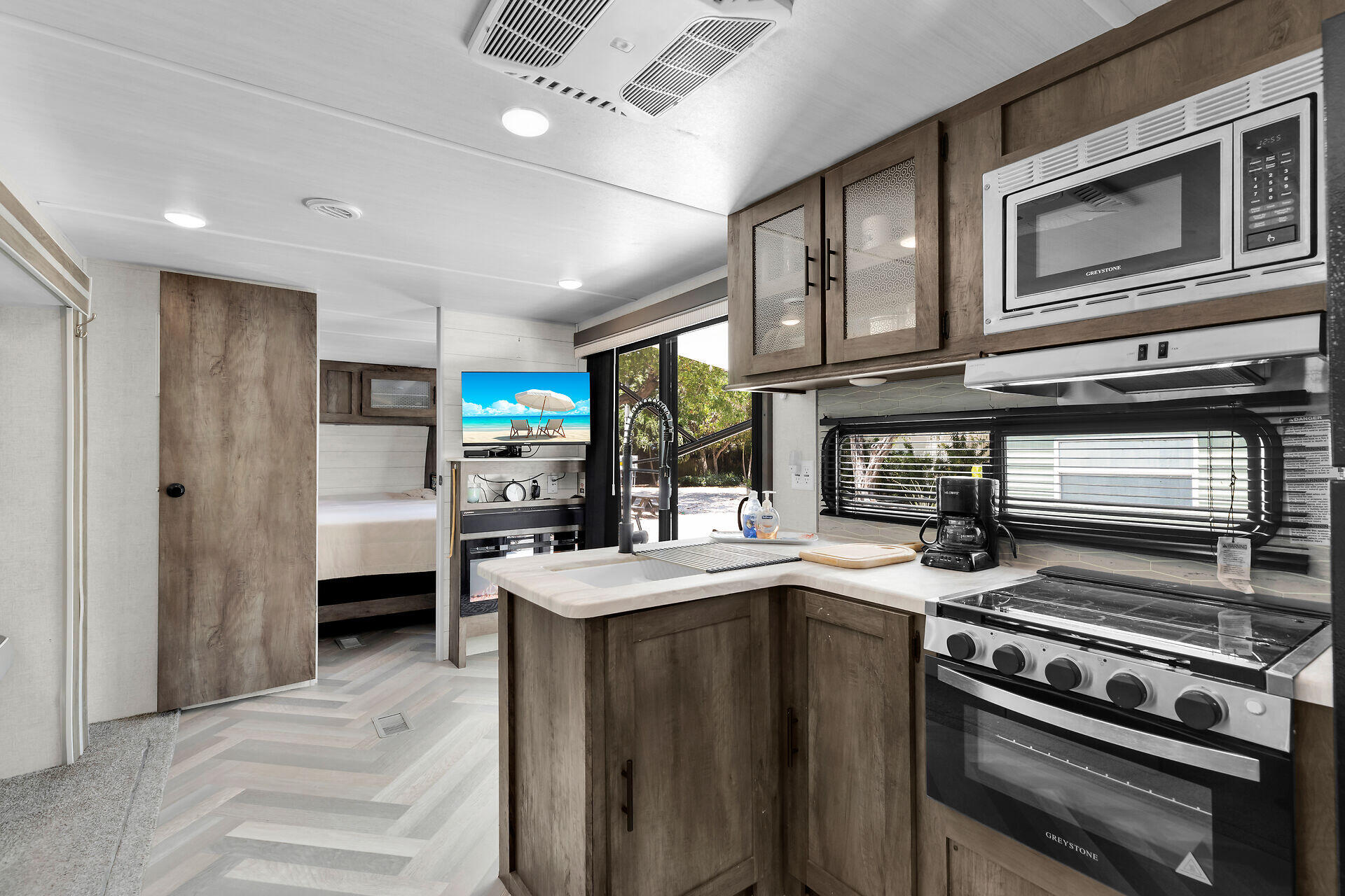 101551 Overseas Highway # 148