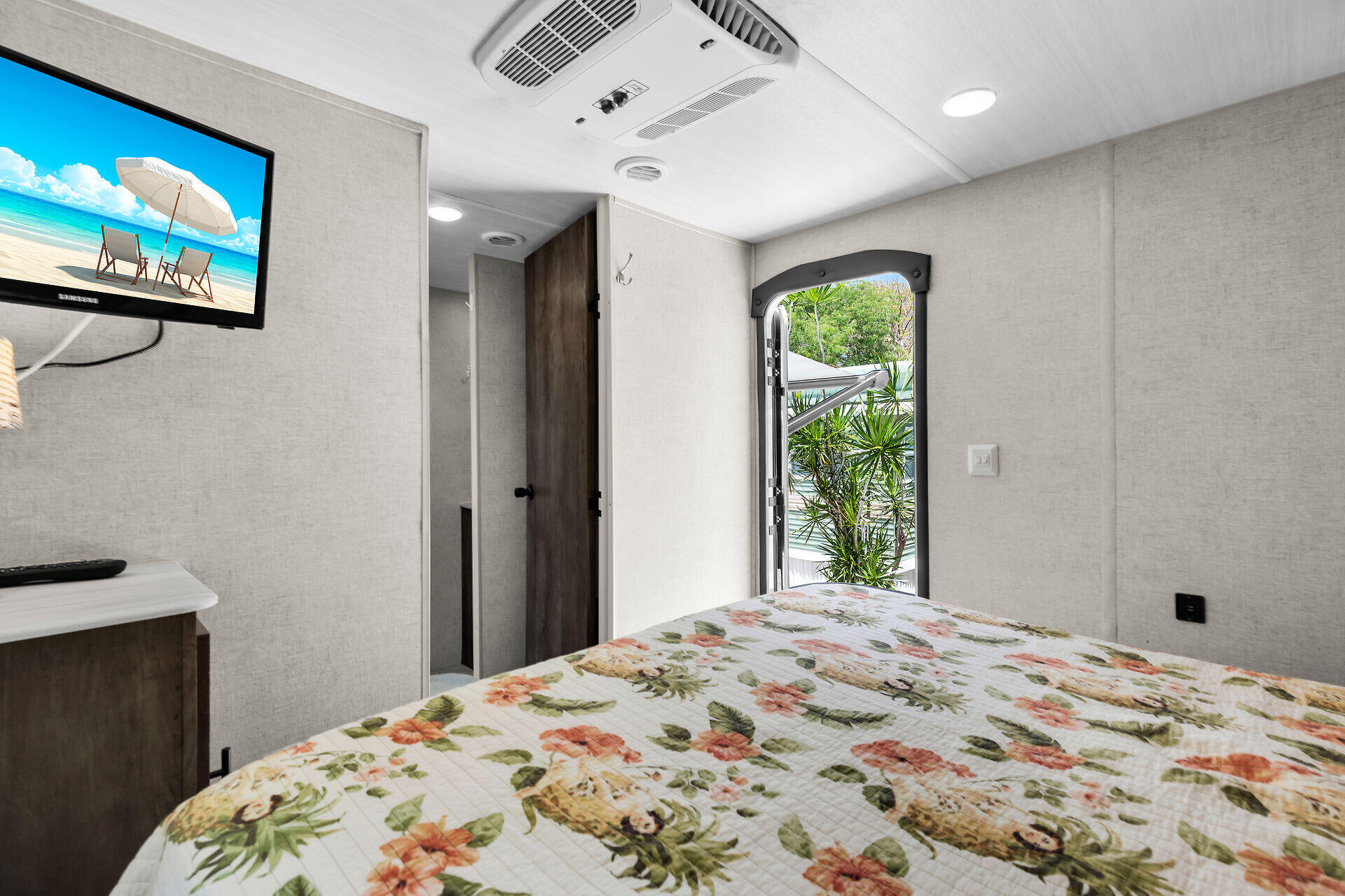101551 Overseas Highway # 148