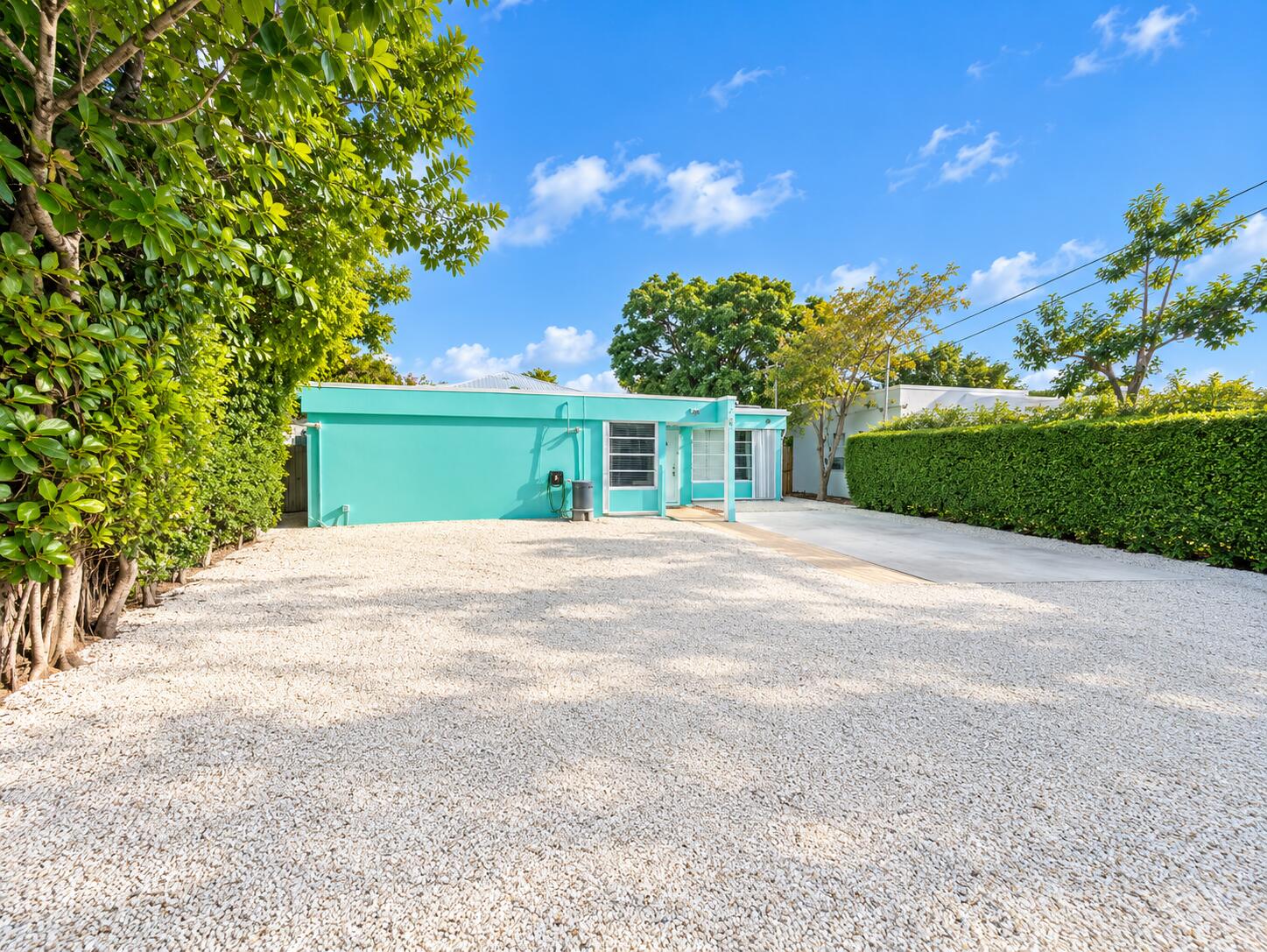 23 Snapper Avenue