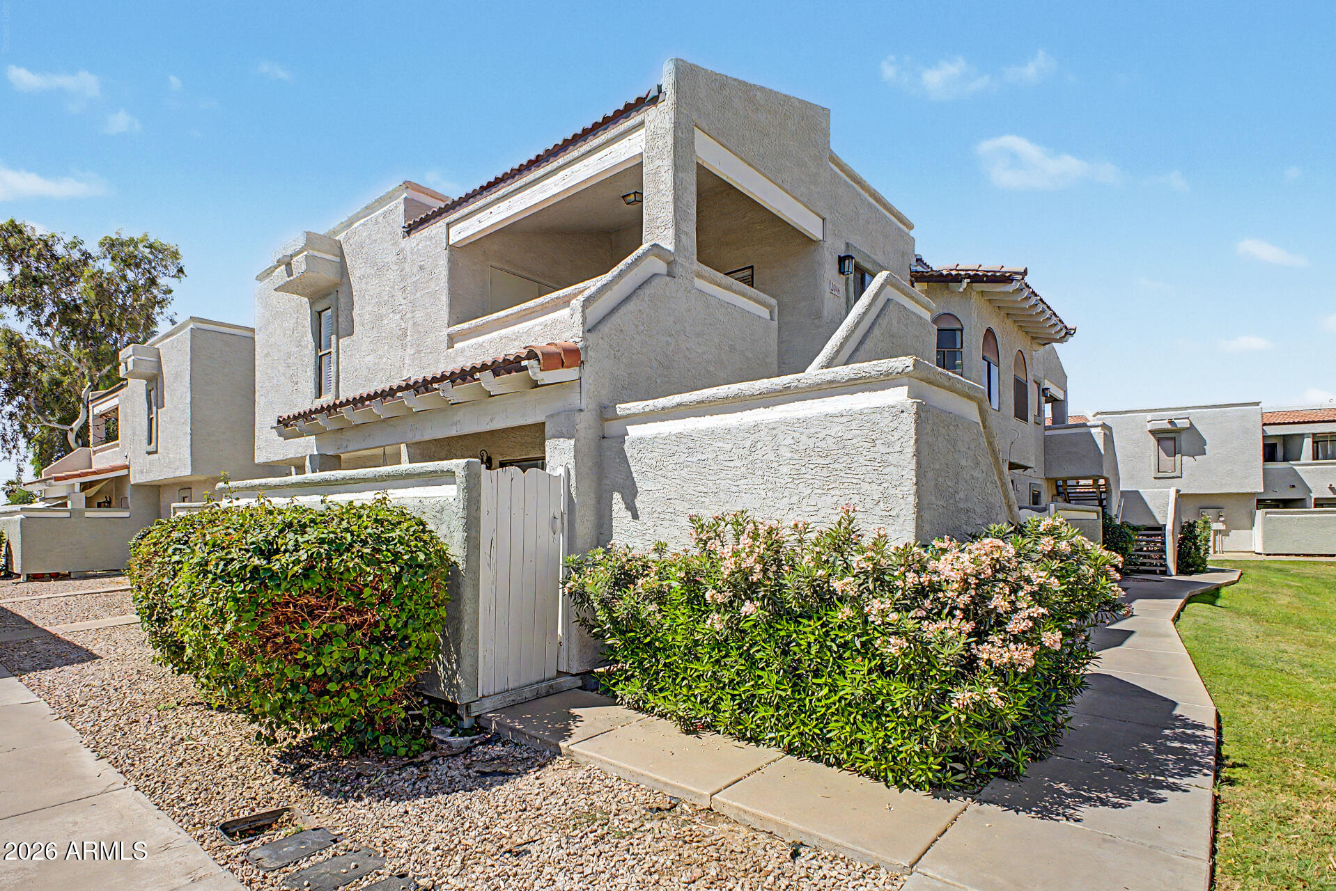 850 S RIVER Drive 2046