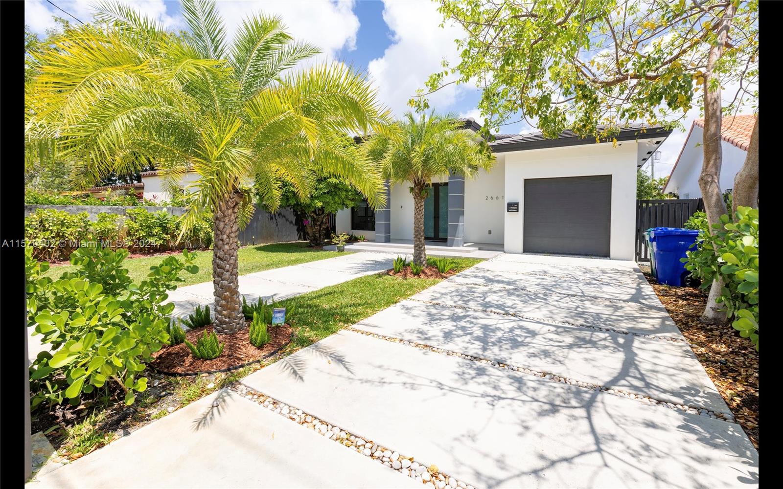 2661 SW 25th Ter