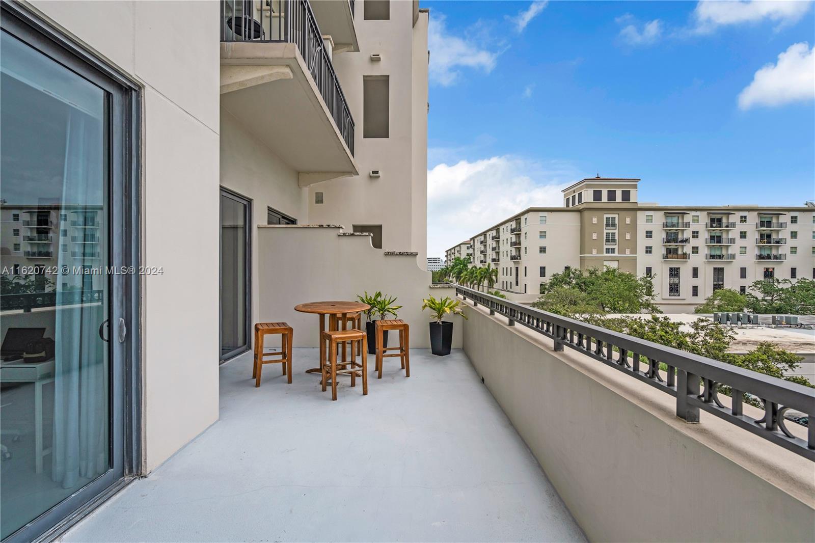 301 Altara Ave # 311