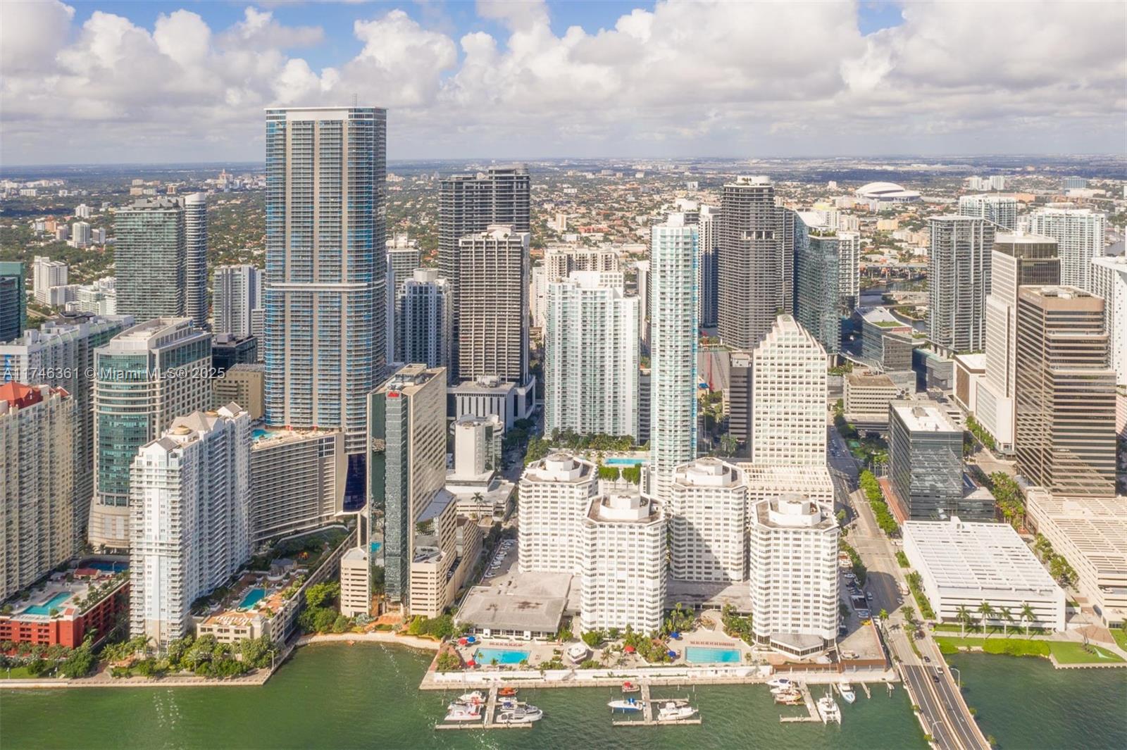 950 Brickell Bay Dr # 2008