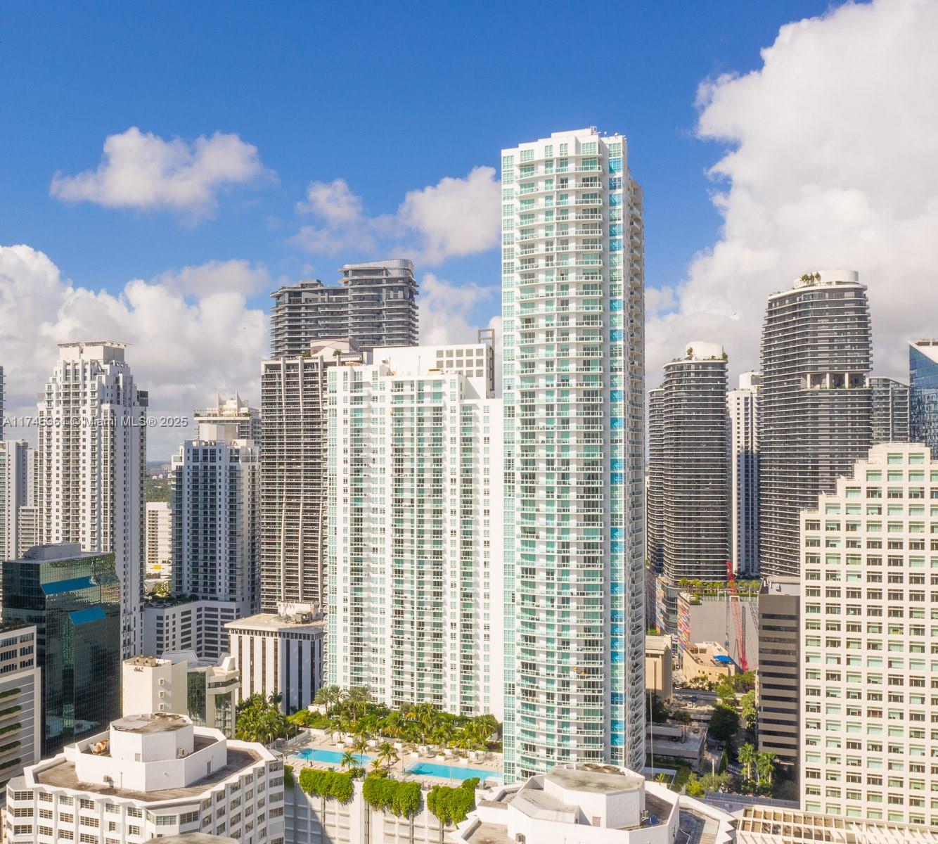 950 Brickell Bay Dr # 2008