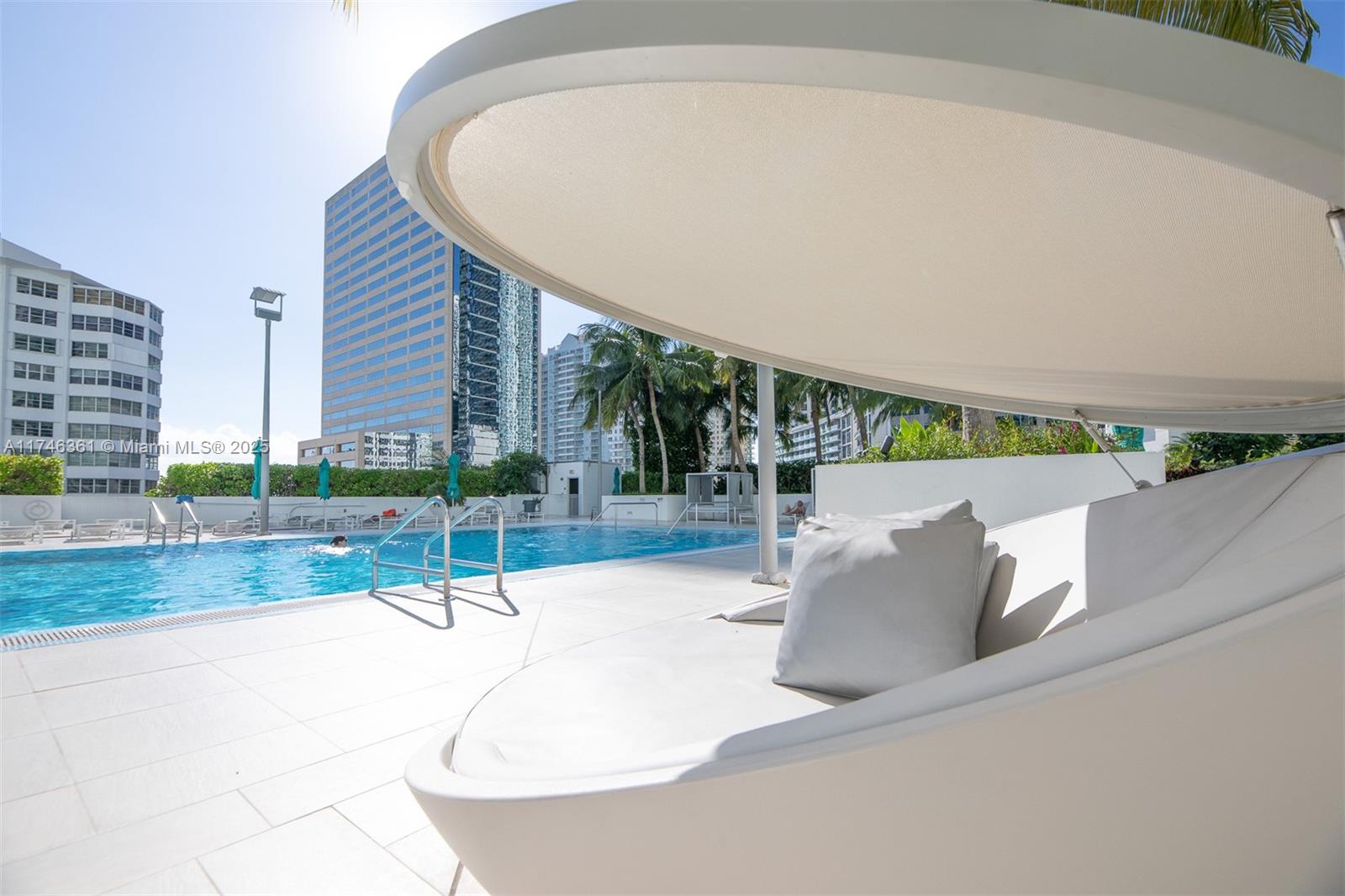 950 Brickell Bay Dr # 2008