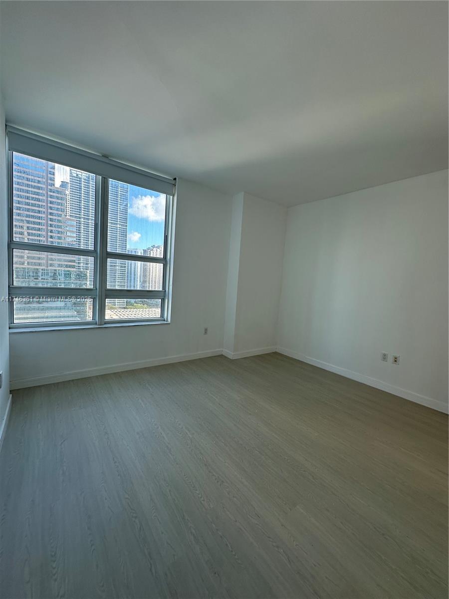 950 Brickell Bay Dr # 2008