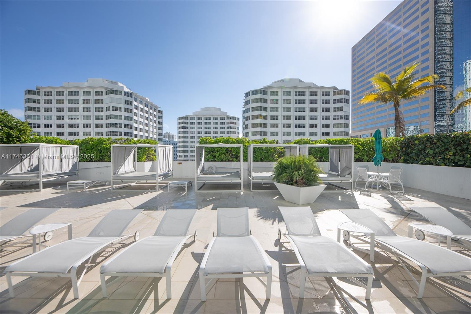 950 Brickell Bay Dr # 2008
