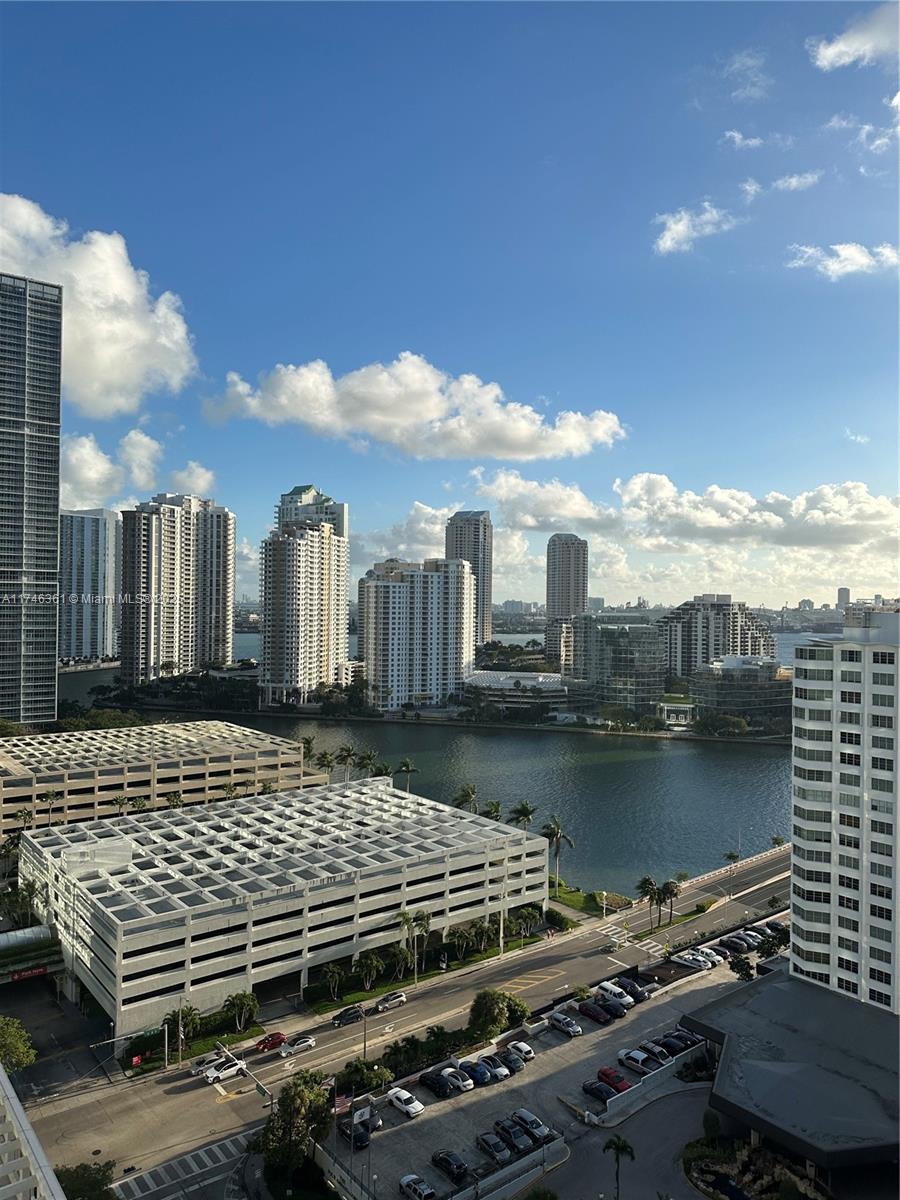 950 Brickell Bay Dr # 2008