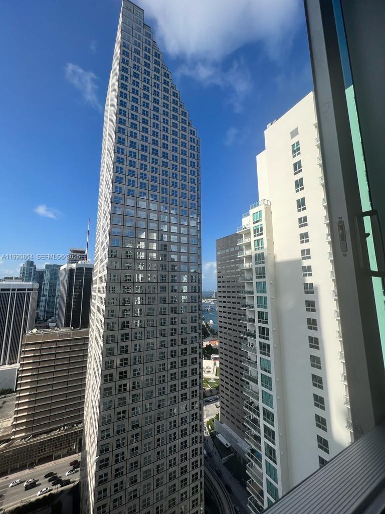 300 S Biscayne Blvd # 3201 Unit: T-3201