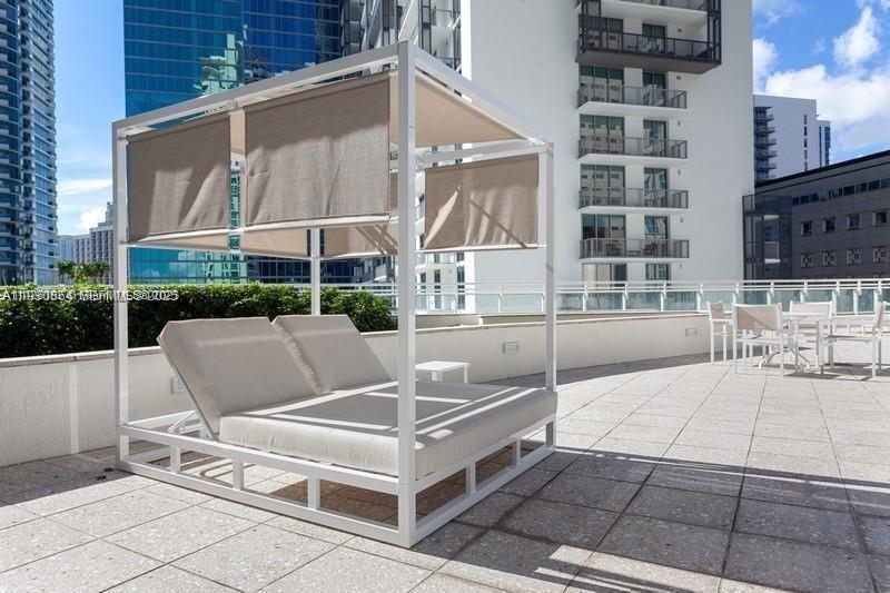 300 S Biscayne Blvd # 3201 Unit: T-3201