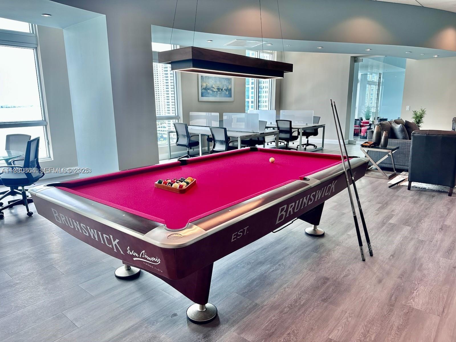 300 S Biscayne Blvd # 3201 Unit: T-3201