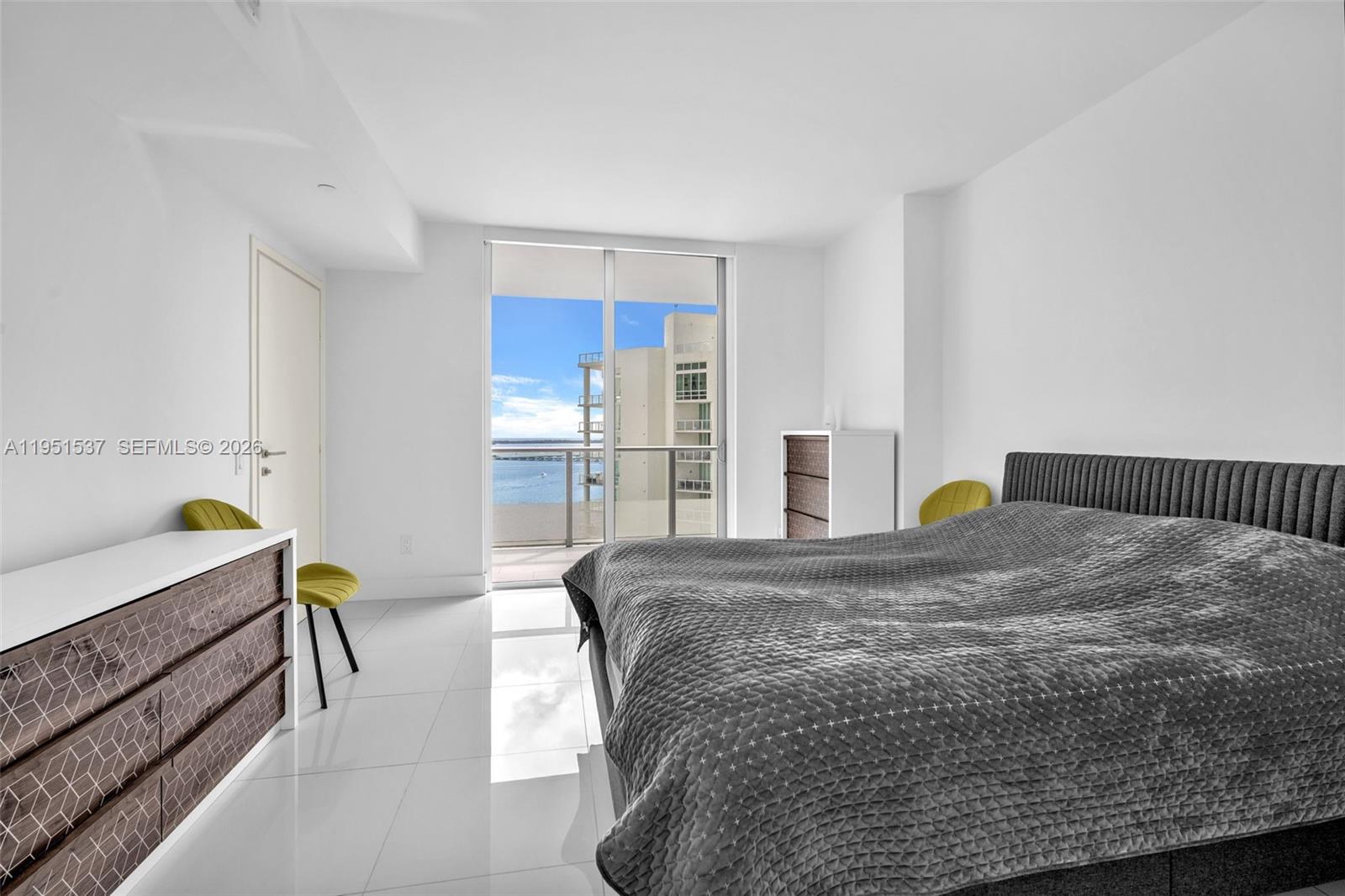 1300 Brickell Bay Dr # 2507