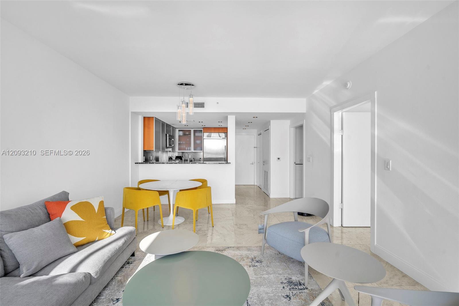 520 West Ave # 803