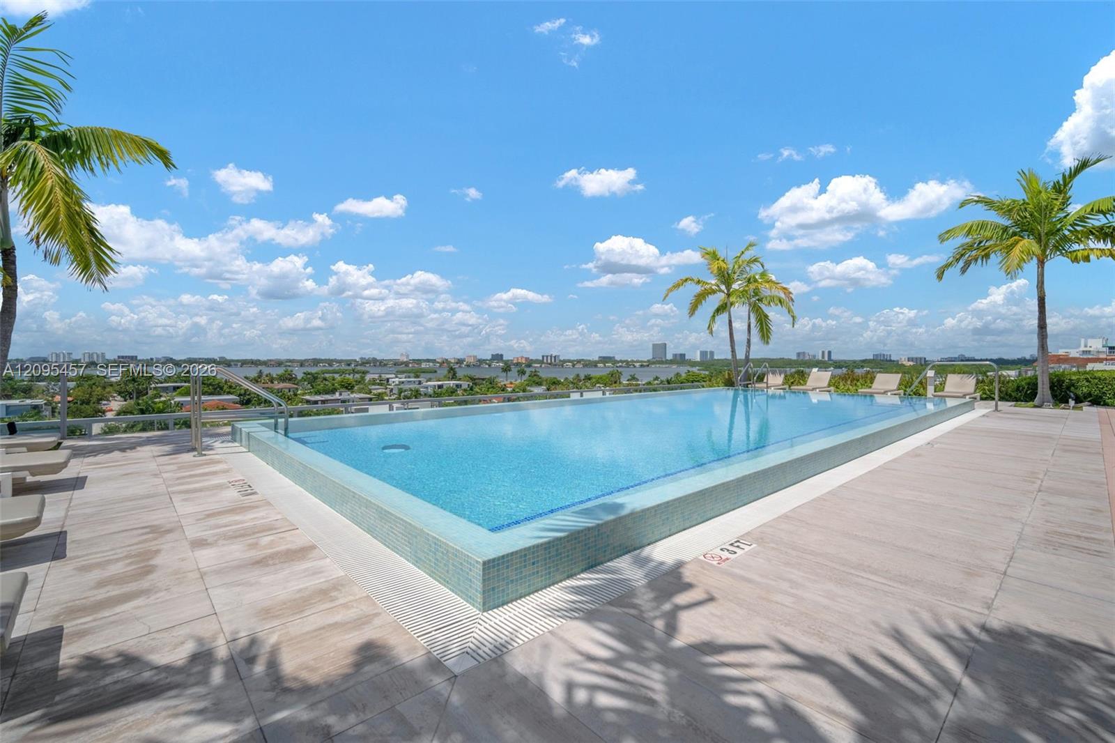 9940 W Bay Harbor Dr Unit: 5D-N