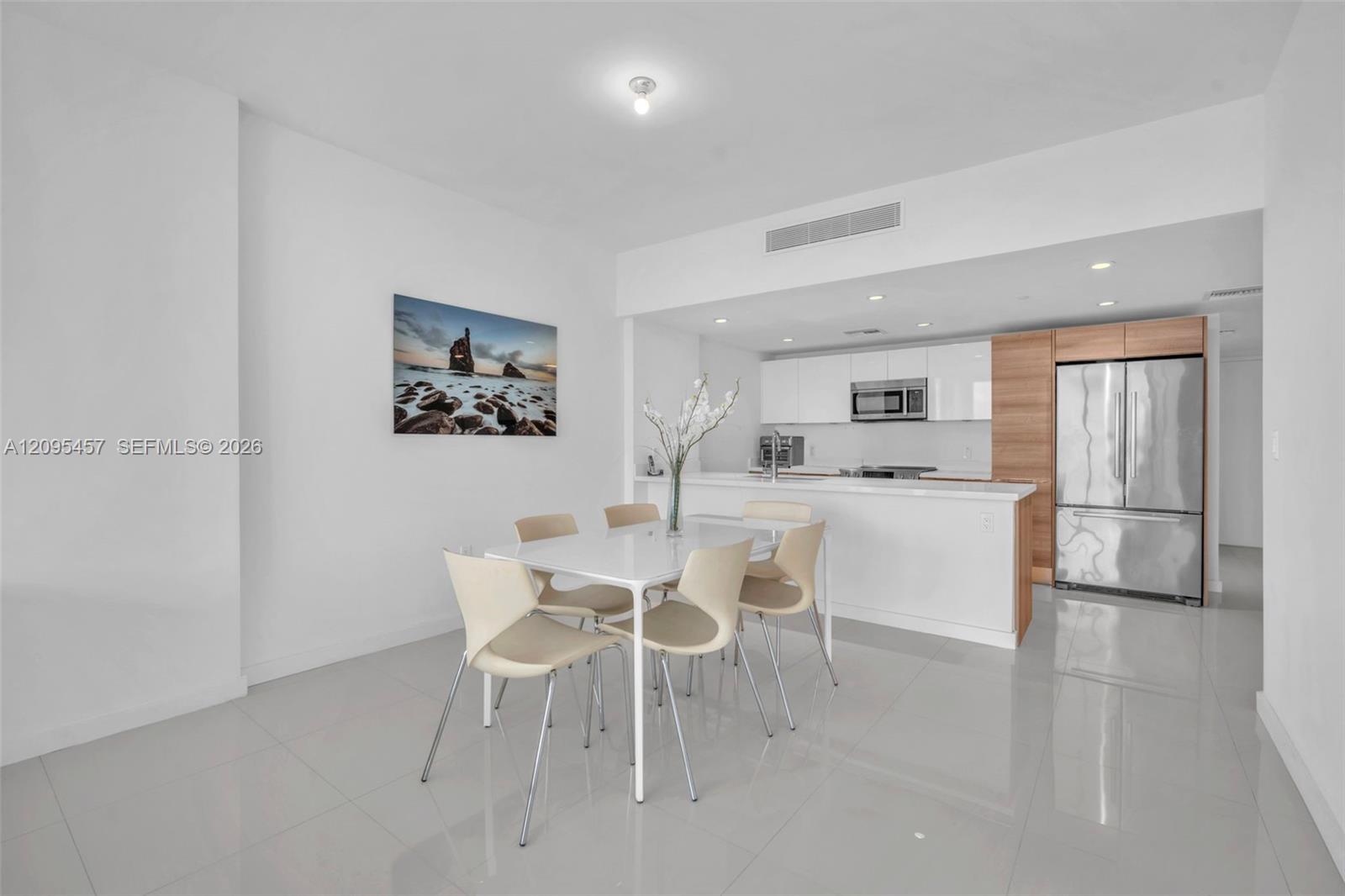 9940 W Bay Harbor Dr Unit: 5D-N