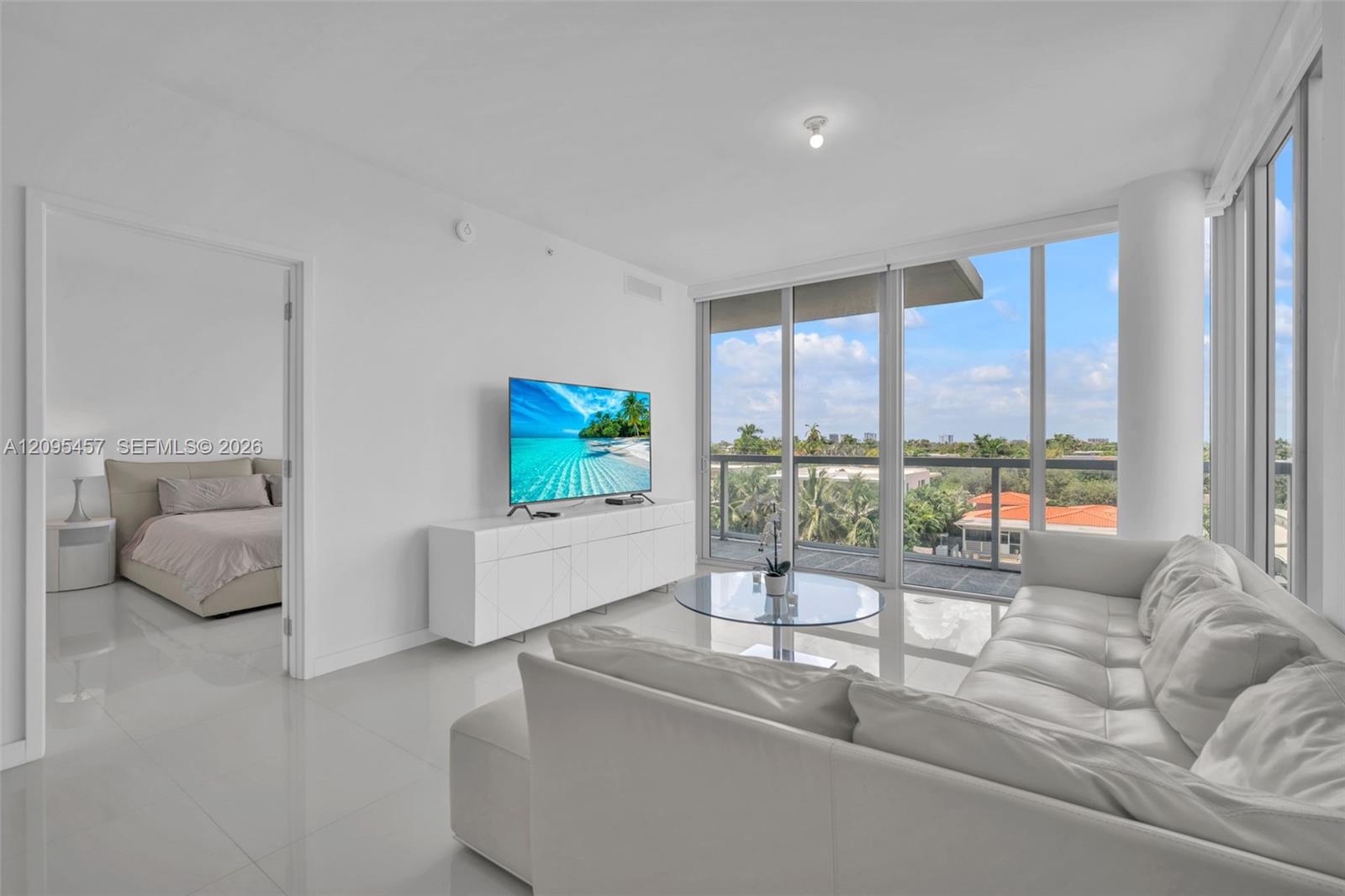 9940 W Bay Harbor Dr Unit: 5D-N
