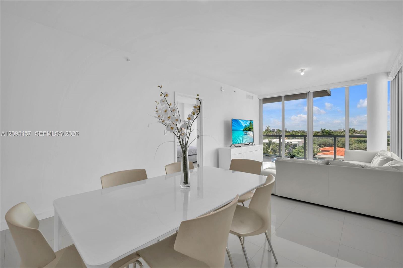 9940 W Bay Harbor Dr Unit: 5D-N