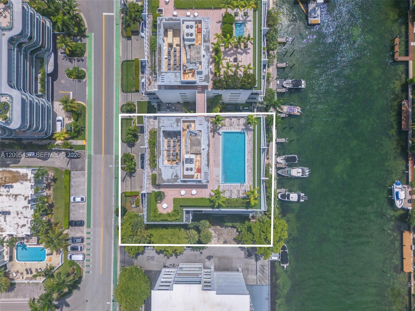 9940 W Bay Harbor Dr Unit: 5D-N