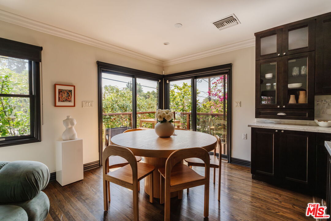 854 Kodak Dr