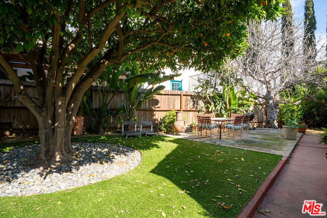 3106 Silver Lake Blvd