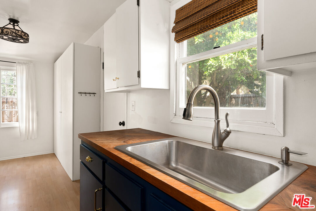 3106 Silver Lake Blvd