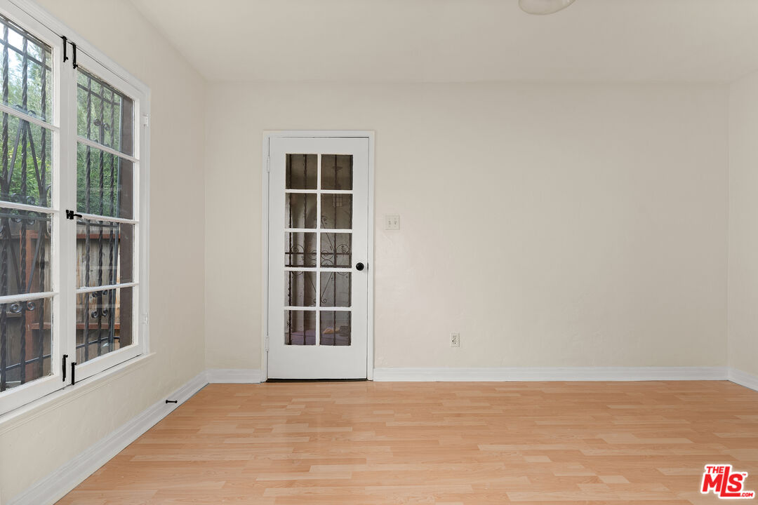 3104 Silver Lake Blvd