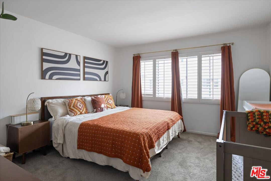 12955 Riverside Dr Unit: 203