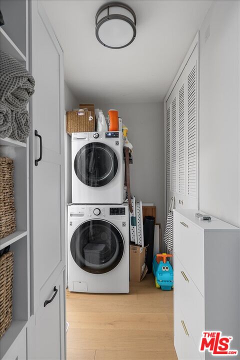 12955 Riverside Dr Unit: 203