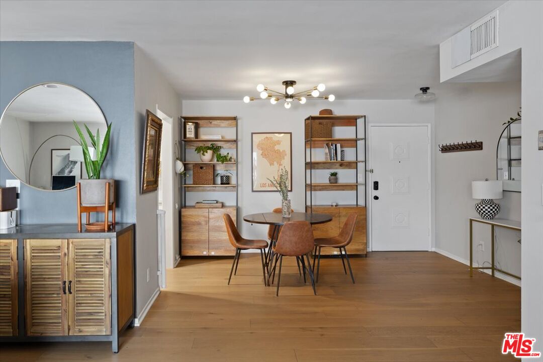 12955 Riverside Dr Unit: 203