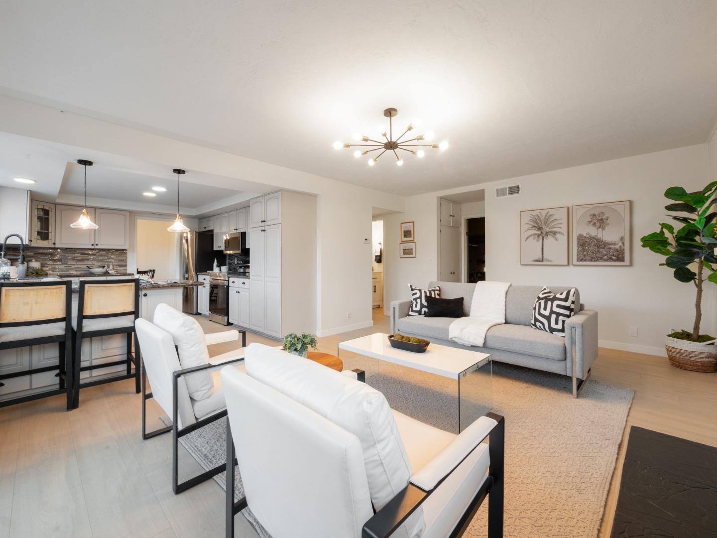 194 Venado WAY