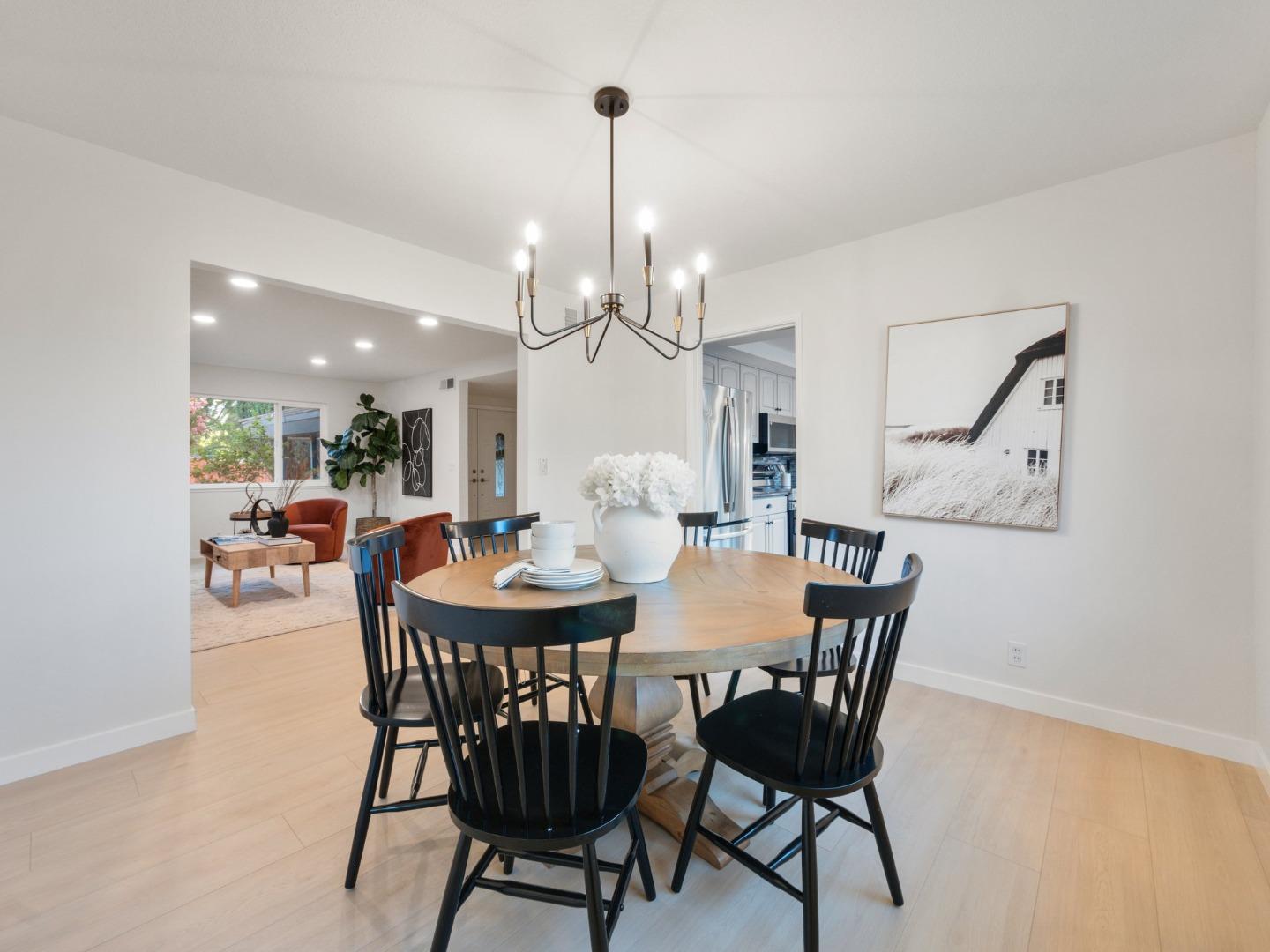 194 Venado WAY