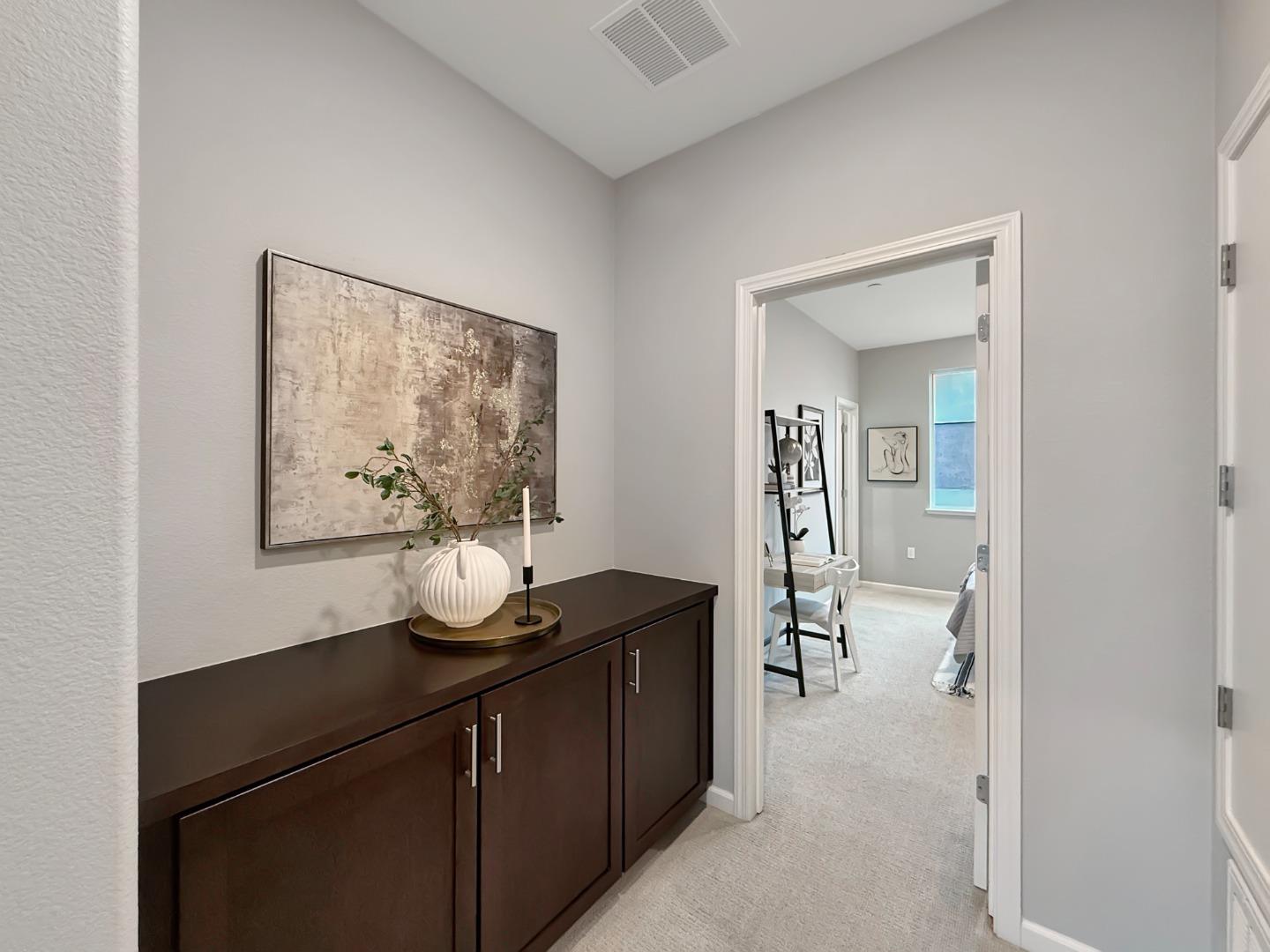 262 Agustin Narvaez Street 3