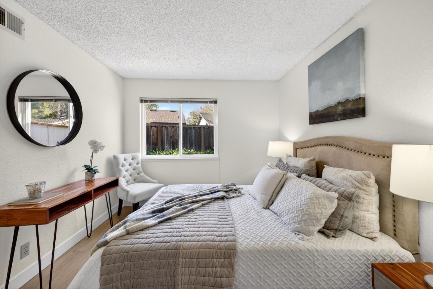 2487 Redbud Court