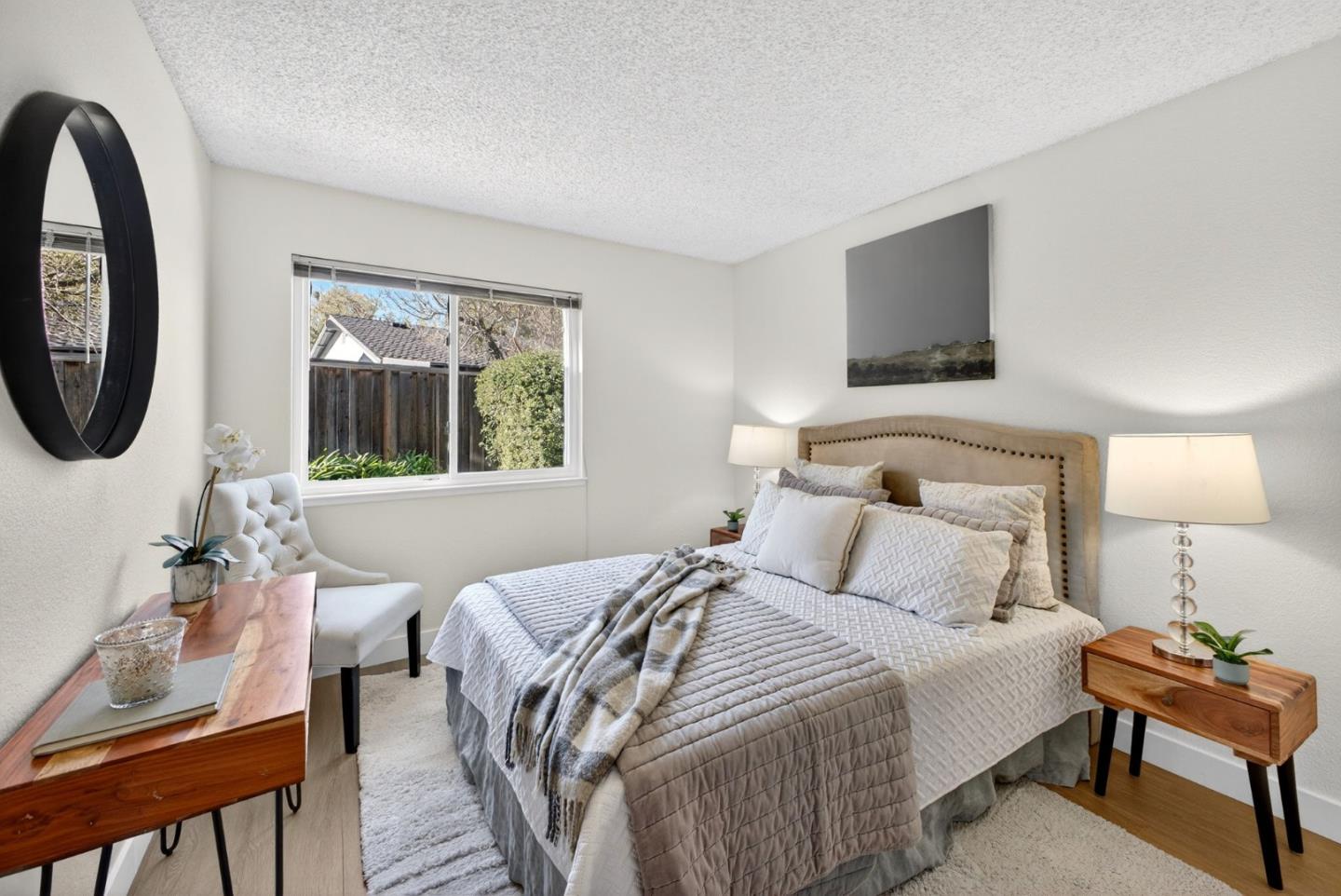 2487 Redbud Court