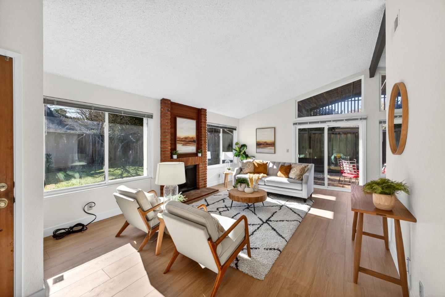 2487 Redbud Court