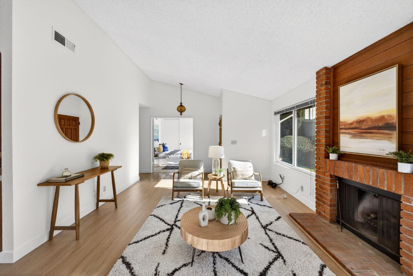 2487 Redbud Court