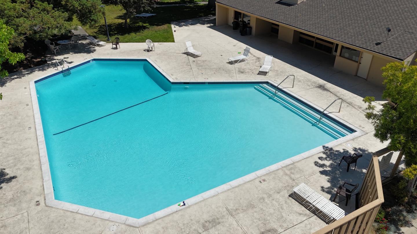 125 Connemara Way 98